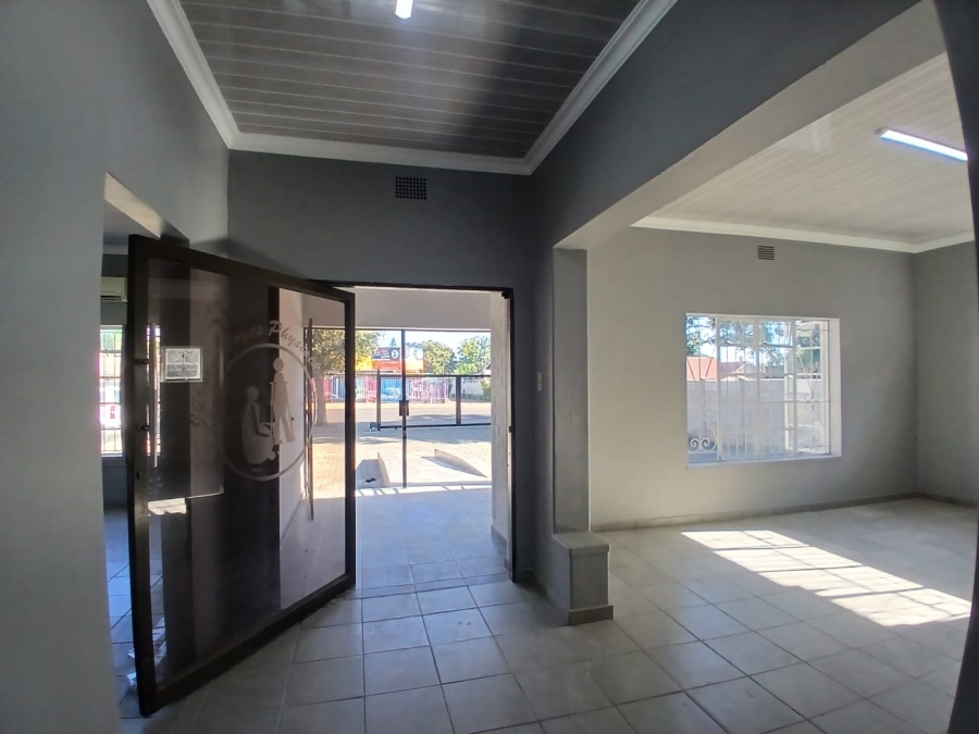 To Let Commercial Property for Rent in Bodorp North West